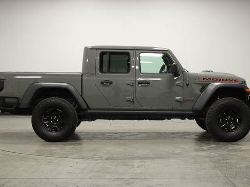 Used 2021 Jeep Gladiator Mojave image 9