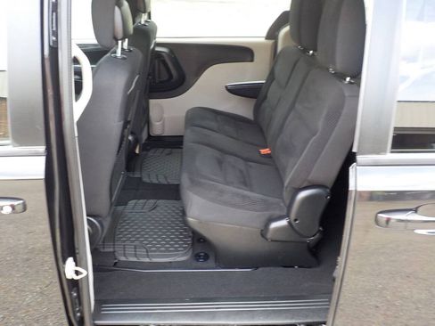 Used 2018 Dodge Grand Caravan SE w/ UConnect Hands-Free Group FWD image 21