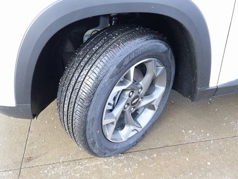 New 2026 Chevrolet Trax LT image 35