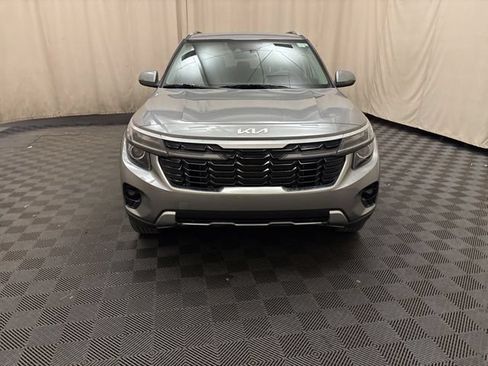 Certified 2025 Kia Seltos S AWD/4WD image 2