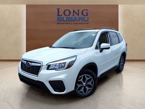 Used 2020 Subaru Forester Premium AWD/4WD image 1