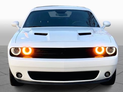Used 2021 Dodge Challenger SXT w/ Blacktop Package image 4