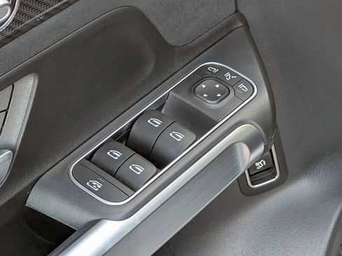 Certified 2022 Mercedes-Benz GLB 35 AMG GLB 35 AMG image 19