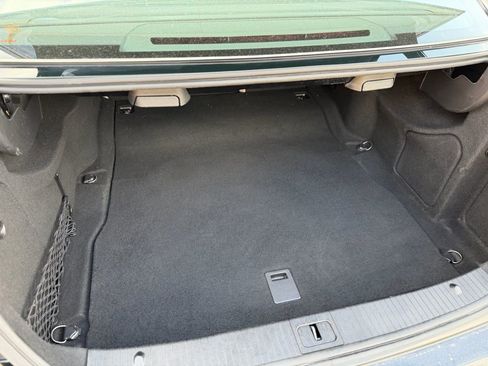 Used 2016 Mercedes-Benz E 350 4MATIC Sedan image 10