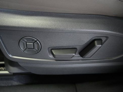 Used 2025 Audi Q5 Premium Plus AWD/4WD image 26