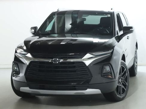 Used 2020 Chevrolet Blazer LT FWD image 3