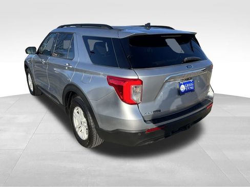 Used 2022 Ford Explorer XLT w/ Class IV Trailer Tow Package image 4