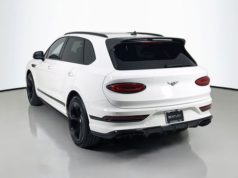 Used 2022 Bentley Bentayga image 6