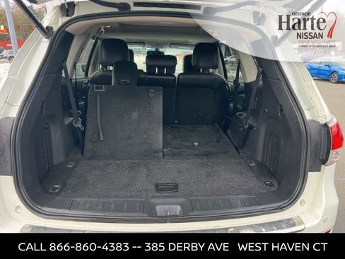 Used 2015 Nissan Pathfinder Platinum w/ Family Entertainment Package image 36
