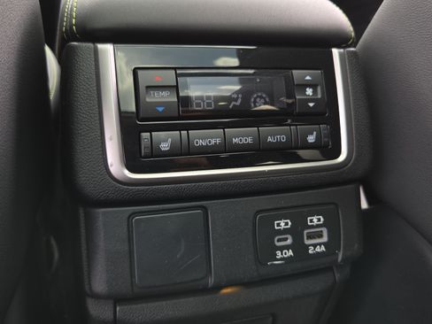 Used 2023 Subaru Ascent Onyx Edition Limited AWD/4WD image 14