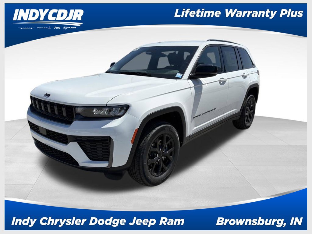New 2026 Jeep Grand Cherokee Altitude AWD/4WD image 1
