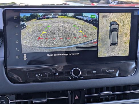 New 2025 Mitsubishi Outlander SE image 23