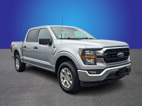 Used 2023 Ford F150 XLT image 3