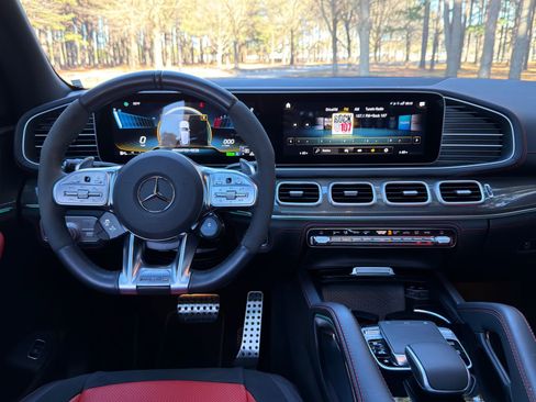 Certified 2023 Mercedes-Benz GLE 53 AMG 4MATIC image 2