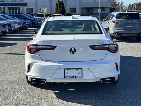 Certified 2025 Acura TLX w/ Technology Package image 5