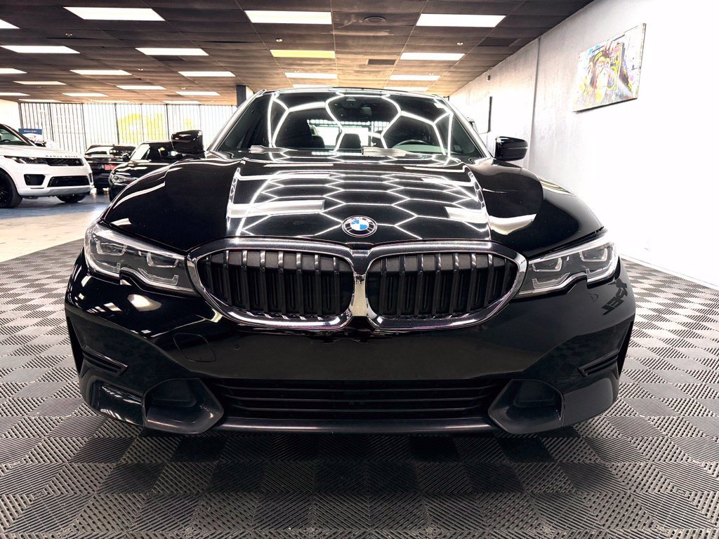 Used 2021 BMW 330i xDrive Sedan w/ Convenience Package AWD/4WD image 4