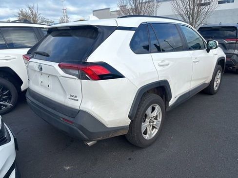 Used 2021 Toyota RAV4 XLE w/ XLE Grade Weather Package image 2
