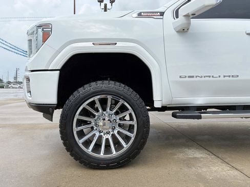 Used 2020 GMC Sierra 2500 Denali w/ Denali Ultimate Package AWD/4WD image 7