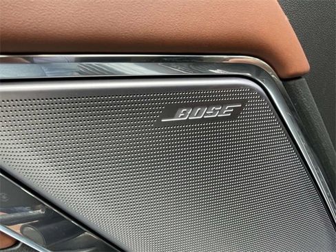 New 2026 GMC Sierra 2500 Denali Ultimate w/ LPO, Black Badging Package image 15