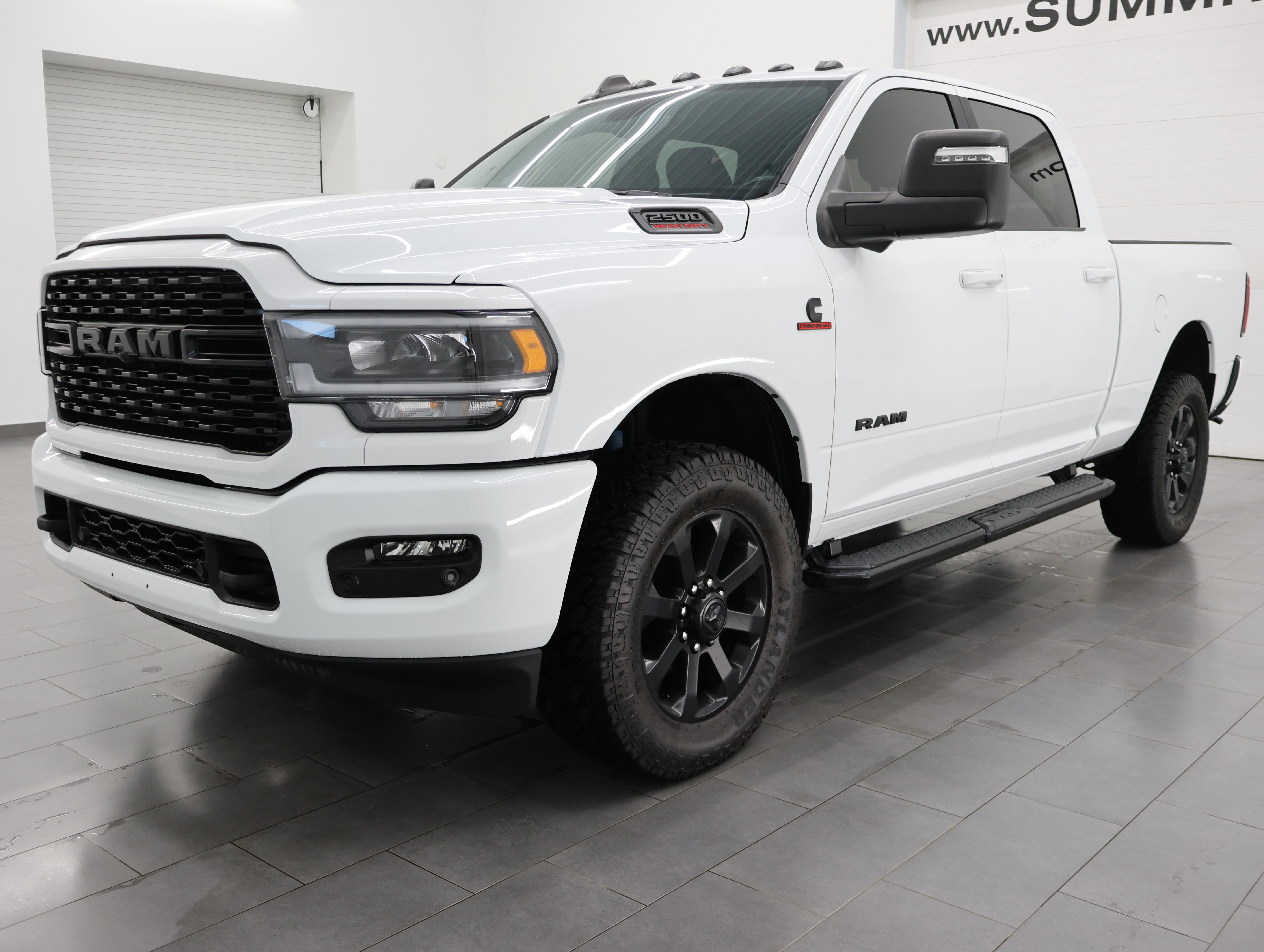Used 2023 RAM 2500 Big Horn w/ Level 2 Equipment Group AWD/4WD image 7