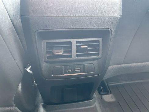 Certified 2024 GMC Canyon AT4 image 21