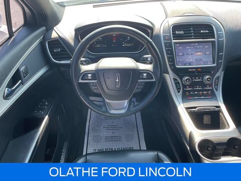 Certified 2019 Lincoln Nautilus Premier AWD/4WD image 15