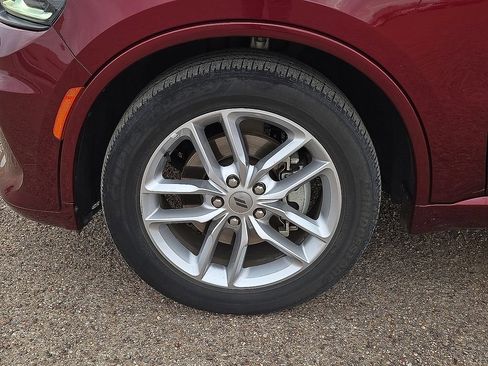 Used 2024 Dodge Durango GT image 11