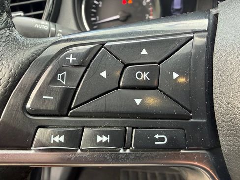 Used 2019 Nissan Rogue SL w/ Premium Package AWD/4WD image 19