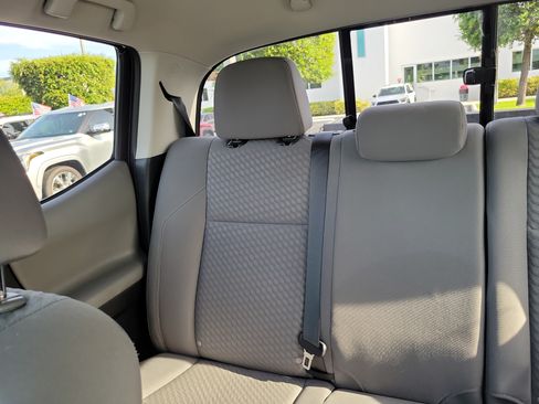 Used 2023 Toyota Tacoma SR AWD/4WD image 20