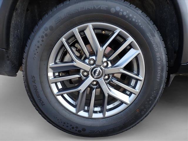 Used 2024 Nissan Rogue S AWD/4WD image 7