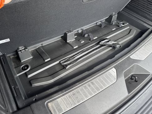 Used 2022 GMC Yukon Denali image 56