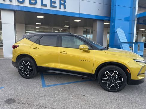 Used 2024 Chevrolet Blazer RS w/ Driver Confidence II Package image 6