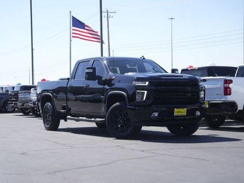 Used 2022 Chevrolet Silverado 2500 LTZ w/ LTZ Plus Package image 2