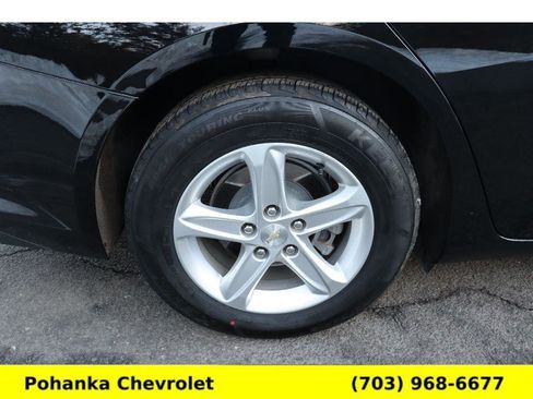 Used 2020 Chevrolet Malibu LS image 28