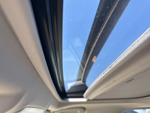 Used 2023 Toyota RAV4 XLE w/ Convenience Package image 9