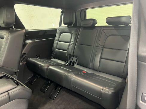 Used 2023 Lincoln Navigator L Reserve w/ Equipment Group 201A image 35
