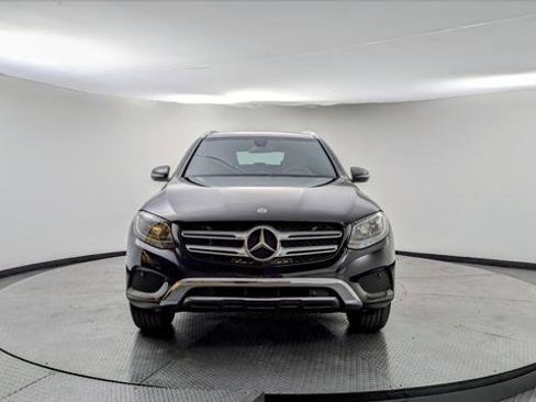 Used 2019 Mercedes-Benz GLC 300 image 12