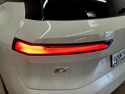 Used 2026 BMW iX xDrive45 image 30