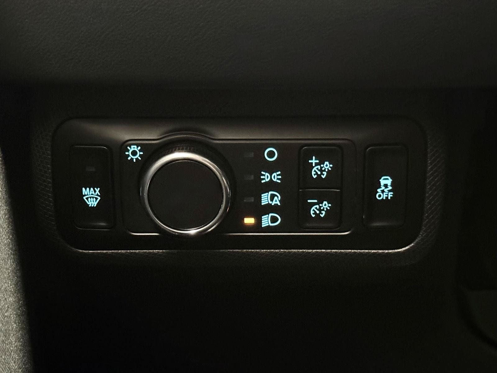Used 2023 Ford Mustang Mach-E Select RWD image 18