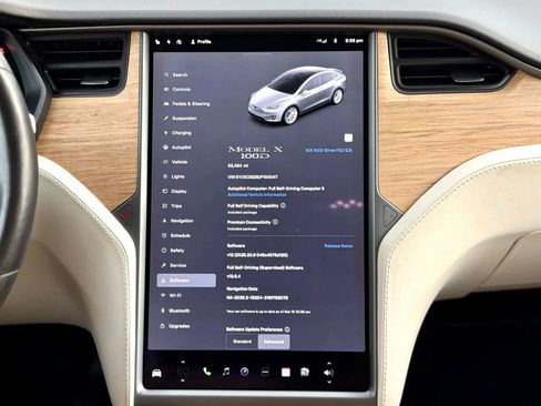 Used 2018 Tesla Model X 100D image 14