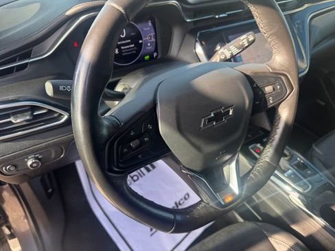 Certified 2022 Chevrolet Bolt LT w/ Infotainment Package FWD image 13