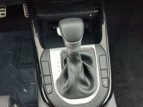 Used 2024 Kia Forte GT-Line w/ GT-Line Premium Package image 12