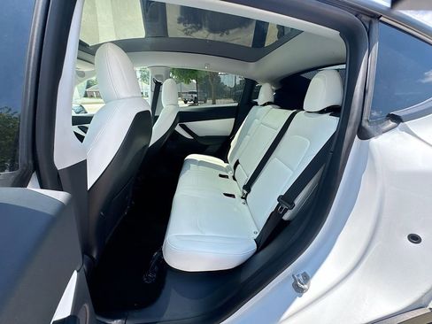 Used 2021 Tesla Model Y Performance AWD/4WD image 28