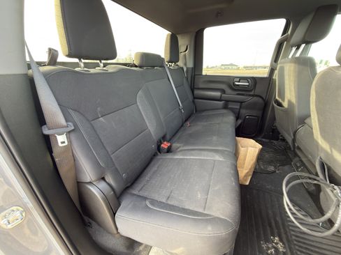 Used 2025 Chevrolet Silverado 2500 Custom w/ Custom Value Package image 12