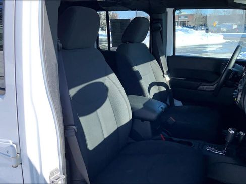 Used 2017 Jeep Wrangler Unlimited Sport w/ Quick Order Package 24S image 8