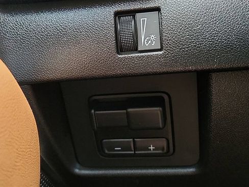 Used 2024 GMC Canyon AT4 AWD/4WD image 21