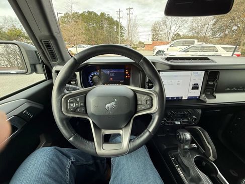 Used 2021 Ford Bronco First Edition AWD/4WD image 15