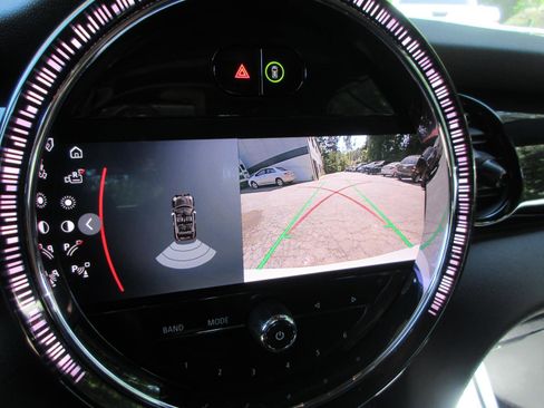 Used 2022 MINI Cooper S FWD image 9