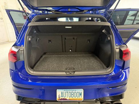 Used 2024 Volkswagen Golf R image 38