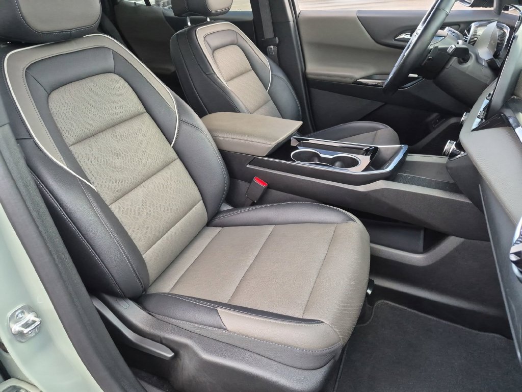 Used 2025 Chevrolet Equinox LT w/ Convenience Package II AWD/4WD image 31